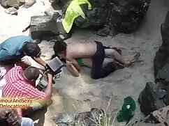 Nigora è una video a ...